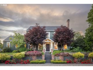 12165 Se EAGLE Dr, Clackamas, OR 97015