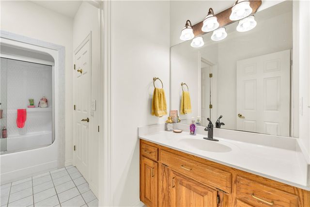4005 N Old Wire Road, Fayetteville, AR 72703