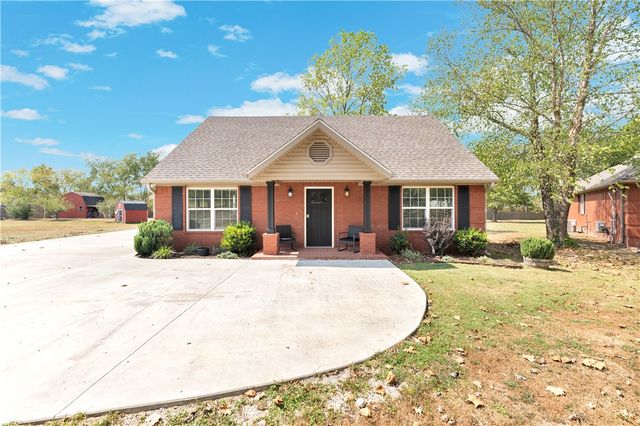 4005 N Old Wire Road, Fayetteville, AR 72703