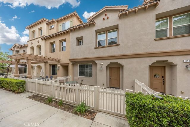 316 N Calvados, Azusa, CA 91702