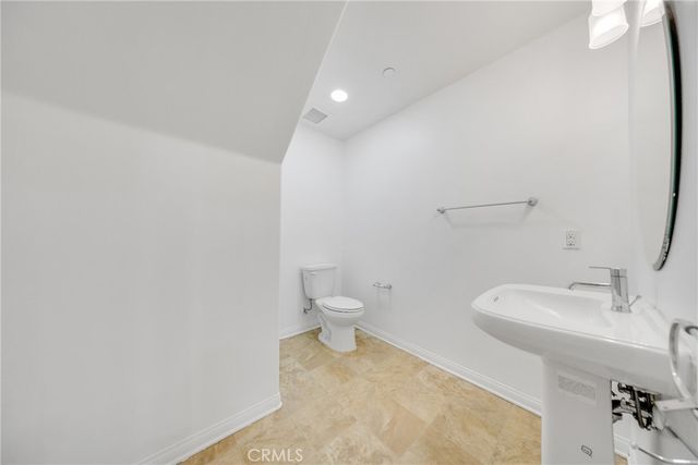 316 N Calvados, Azusa, CA 91702