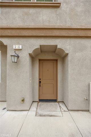 316 N Calvados, Azusa, CA 91702