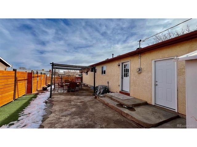 4327 Sage St, Pueblo, CO 81005