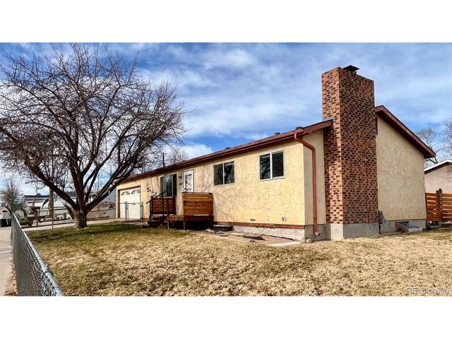 4327 Sage St, Pueblo, CO 81005