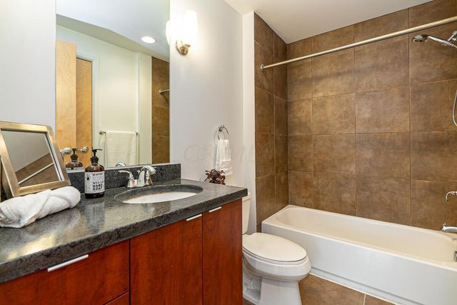 845 N High Street, 203, Columbus, OH 43215
