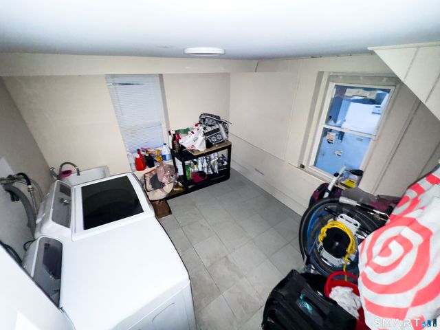 445 Strong Street, East Haven, CT 06512