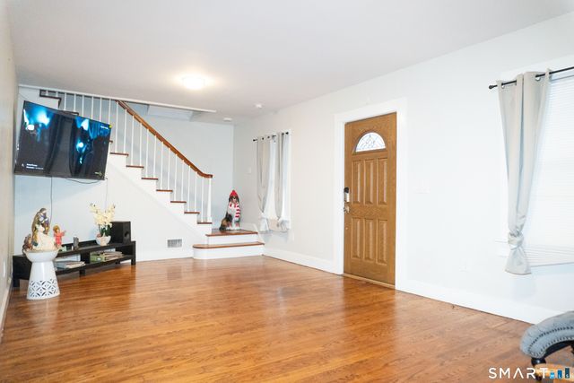 445 Strong Street, East Haven, CT 06512