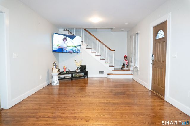 445 Strong Street, East Haven, CT 06512