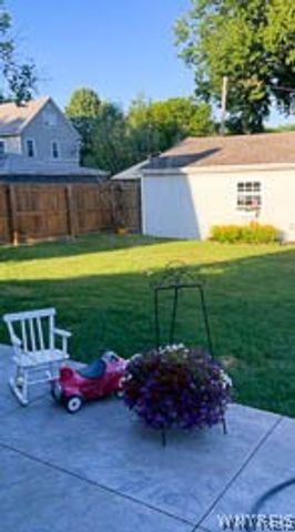 4111 Deveaux Street, Niagara Falls, NY 14305