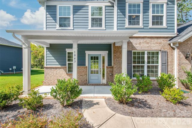 1043 Kalli Drive, Matthews, NC 28104