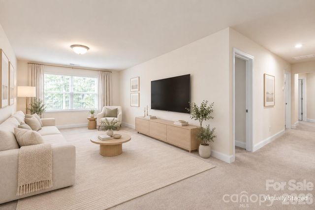1043 Kalli Drive, Matthews, NC 28104