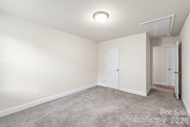 1043 Kalli Drive, Matthews, NC 28104