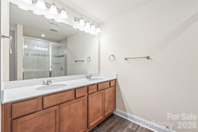 1043 Kalli Drive, Matthews, NC 28104