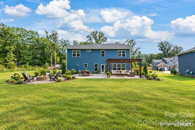 1043 Kalli Drive, Matthews, NC 28104