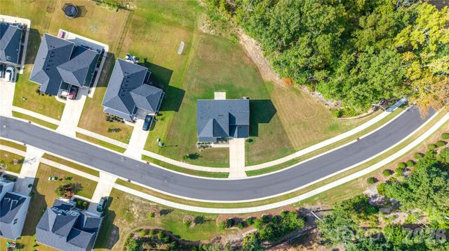 1043 Kalli Drive, Matthews, NC 28104