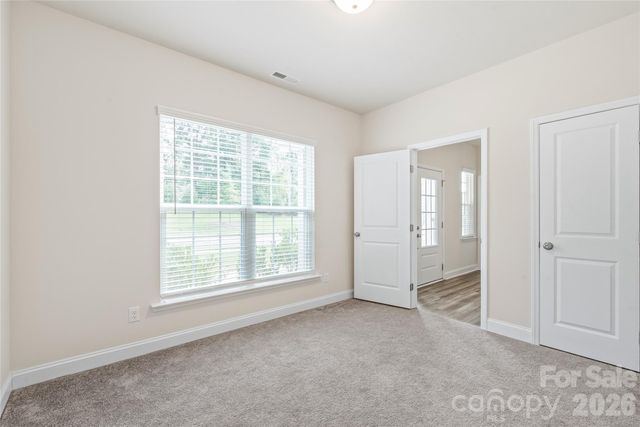 1043 Kalli Drive, Matthews, NC 28104