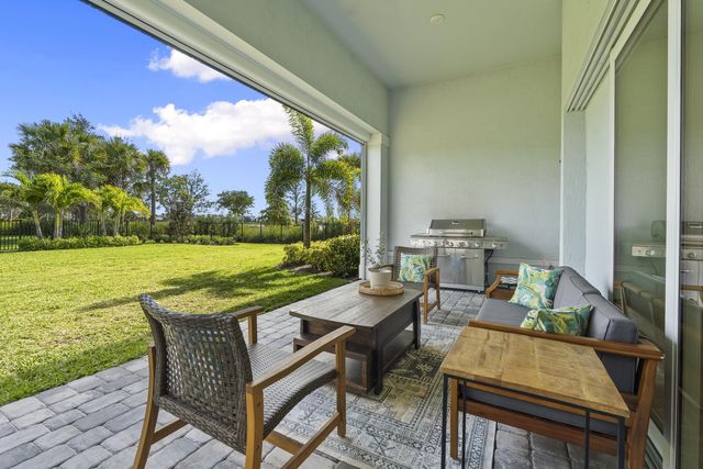 10888 STELLAR Circle, Palm Beach Gardens, FL 33412