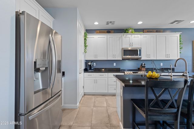 2319 W DARROW Street, Phoenix, AZ 85041