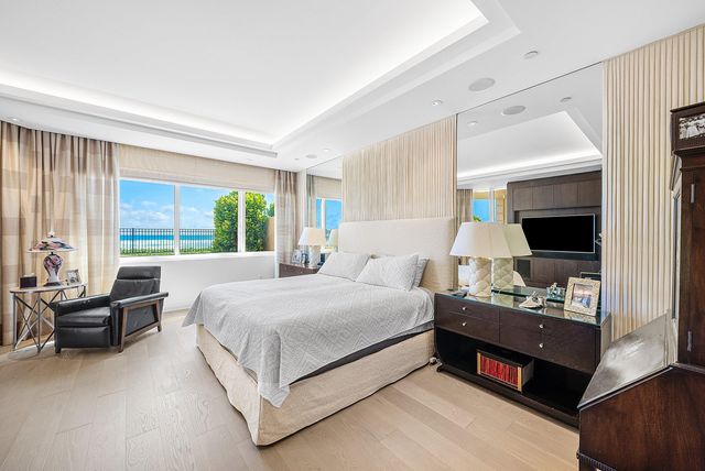 3000 S Ocean Boulevard 206, Palm Beach, FL 33480