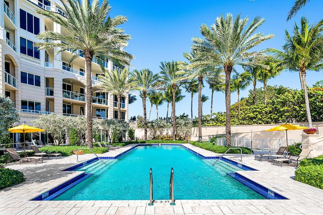 3000 S Ocean Boulevard 206, Palm Beach, FL 33480