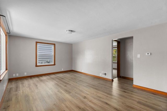 1316 W ROGERS AVENUE, Appleton, WI 54914