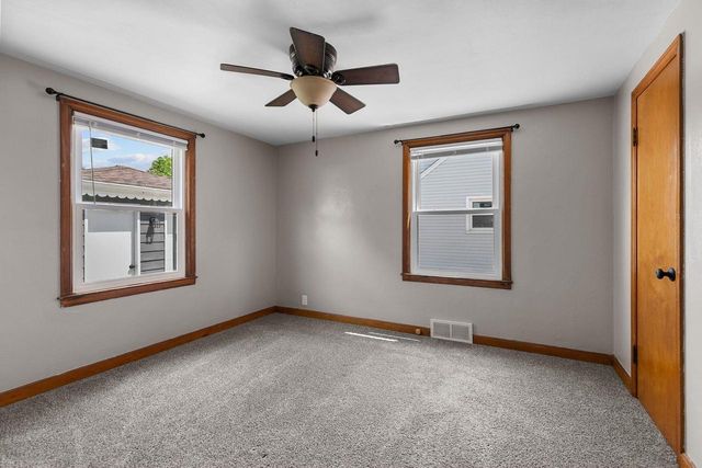 1316 W ROGERS AVENUE, Appleton, WI 54914