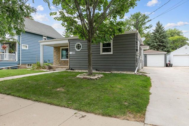 1316 W ROGERS AVENUE, Appleton, WI 54914