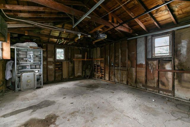 1316 W ROGERS AVENUE, Appleton, WI 54914