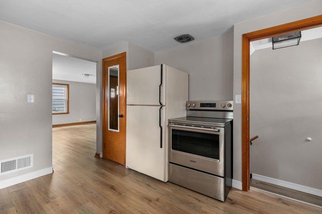 1316 W ROGERS AVENUE, Appleton, WI 54914