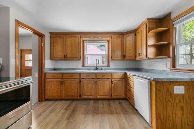 1316 W ROGERS AVENUE, Appleton, WI 54914
