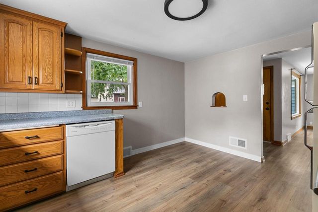 1316 W ROGERS AVENUE, Appleton, WI 54914