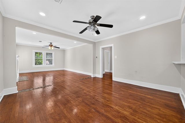 1929 Hawthorne Street, Houston, TX 77098