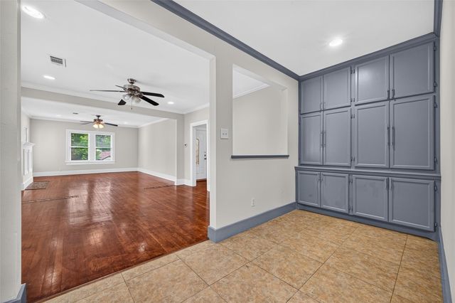 1929 Hawthorne Street, Houston, TX 77098