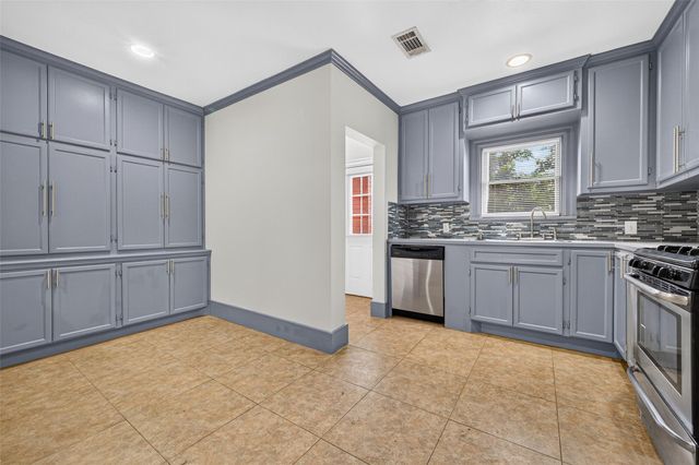 1929 Hawthorne Street, Houston, TX 77098