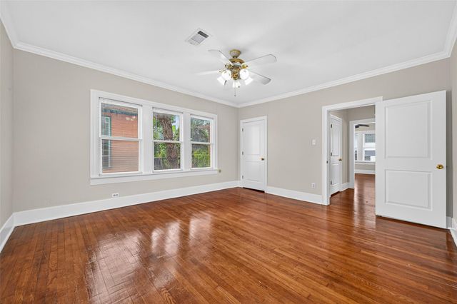1929 Hawthorne Street, Houston, TX 77098
