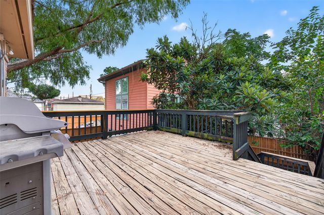 1929 Hawthorne Street, Houston, TX 77098