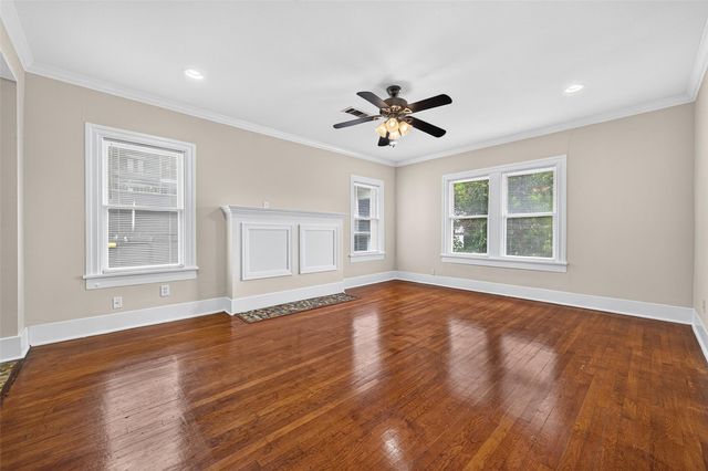 1929 Hawthorne Street, Houston, TX 77098