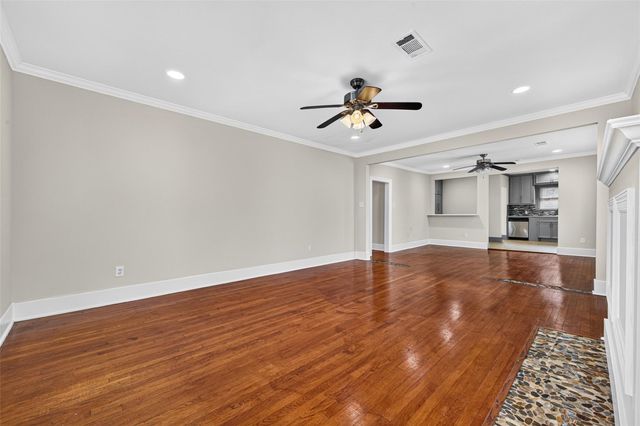 1929 Hawthorne Street, Houston, TX 77098