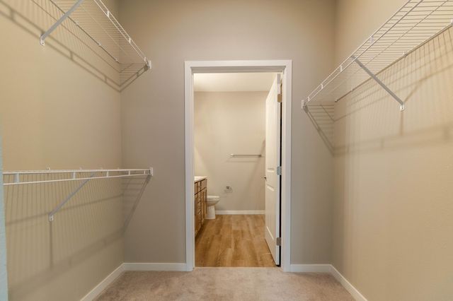 6450 37th Avenue NW #302, Rochester, MN 55901