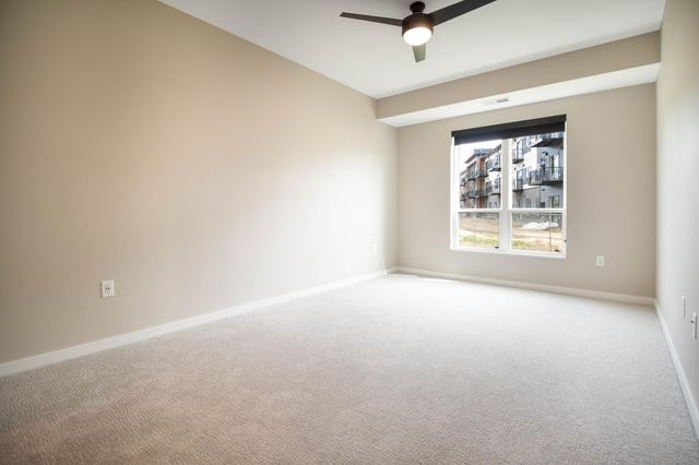 6450 37th Avenue NW #302, Rochester, MN 55901