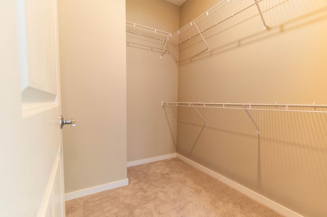 6450 37th Avenue NW #302, Rochester, MN 55901