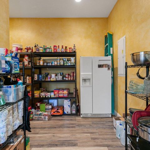 9011 Monument Drive, Grants Pass, OR 97526