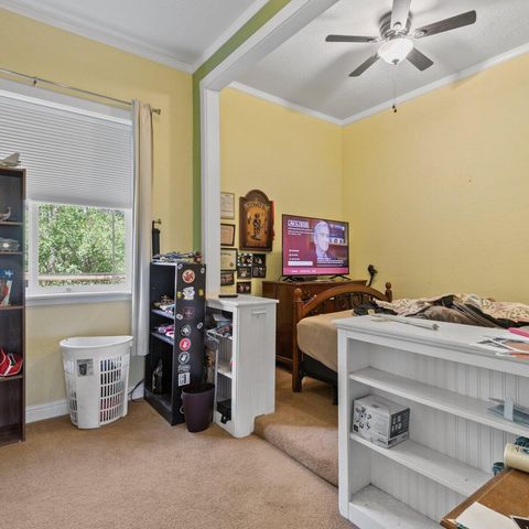 9011 Monument Drive, Grants Pass, OR 97526