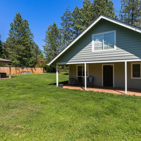 9011 Monument Drive, Grants Pass, OR 97526