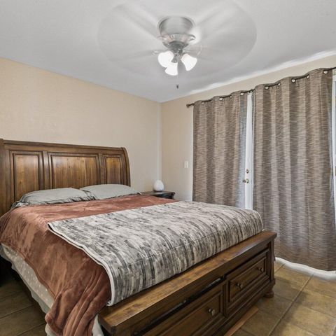 9011 Monument Drive, Grants Pass, OR 97526