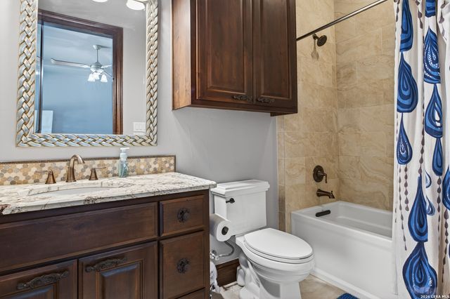 214 SILENT SPG, Boerne, TX 78006