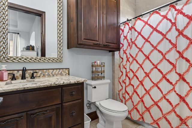 214 SILENT SPG, Boerne, TX 78006