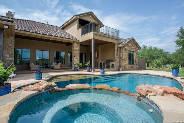 214 SILENT SPG, Boerne, TX 78006