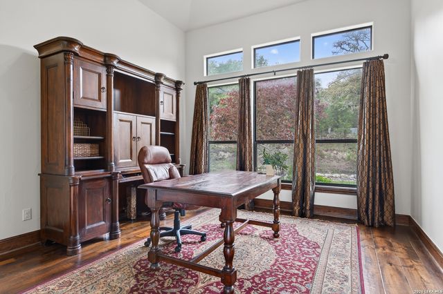 214 SILENT SPG, Boerne, TX 78006