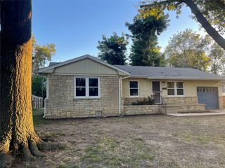 1558 E 60th Place, Tulsa, OK 74105